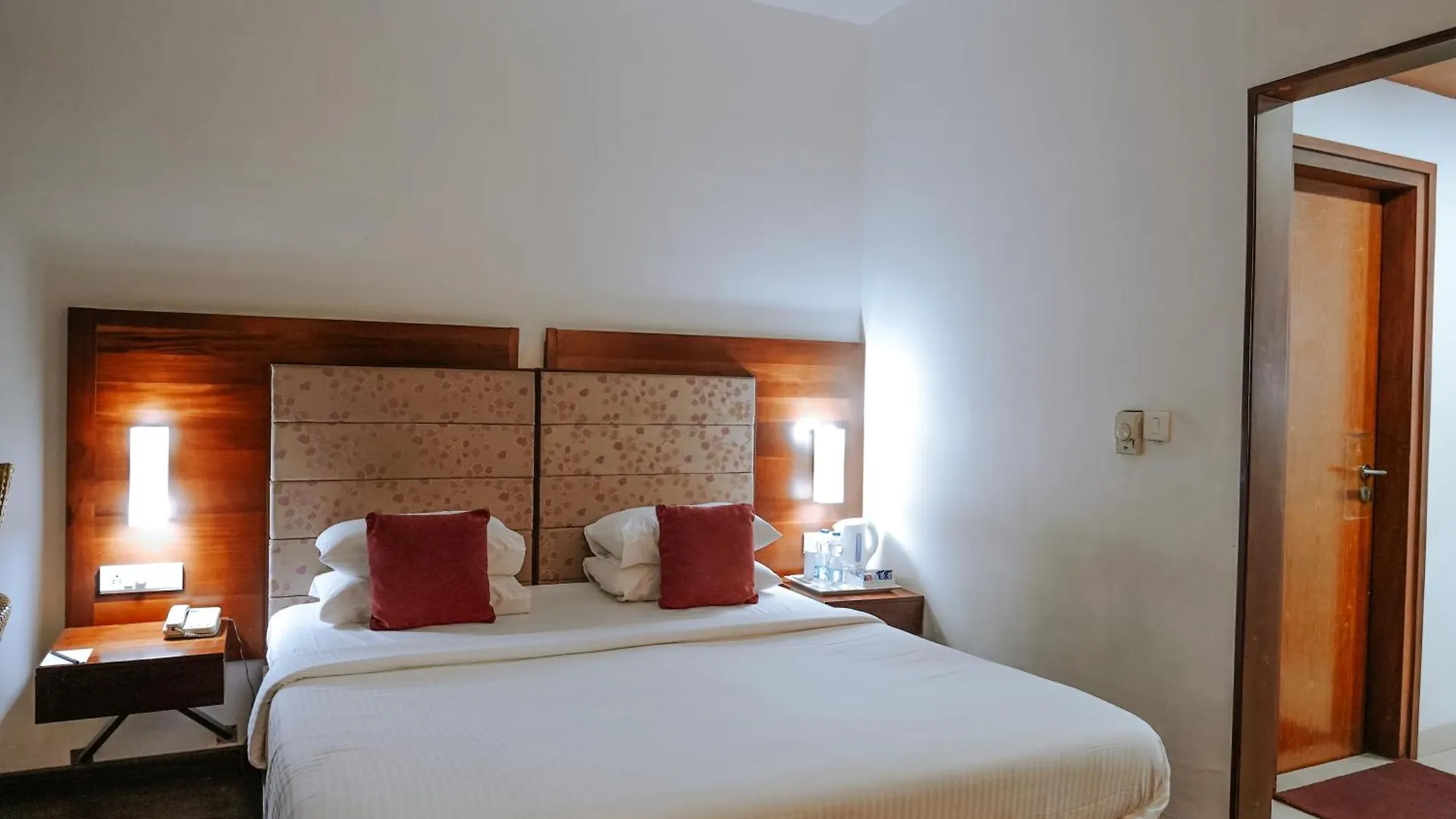 Hotel Devaragam By K P Namboodiri'S Гуруваюр 3*,  Индия